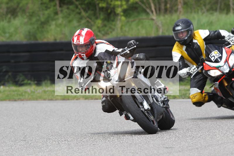 Archiv-2025/10 23.04.2025 Cornu Master School ADR/rot-rouge/24